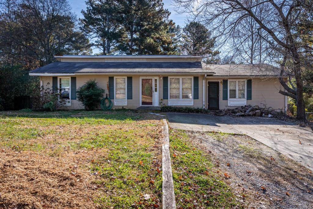 2885 Whiteview Drive - Photo 1
