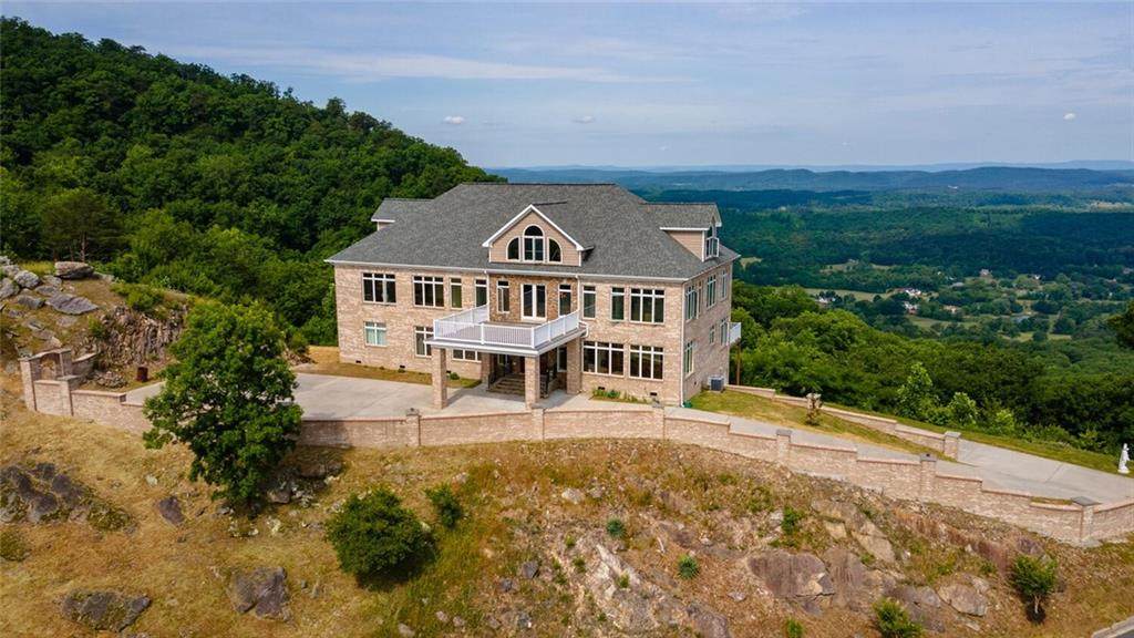 2515 Grandview Drive - Photo 1