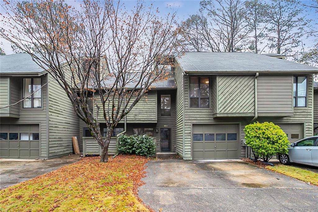 1018 Creatwood Circle - Photo 1