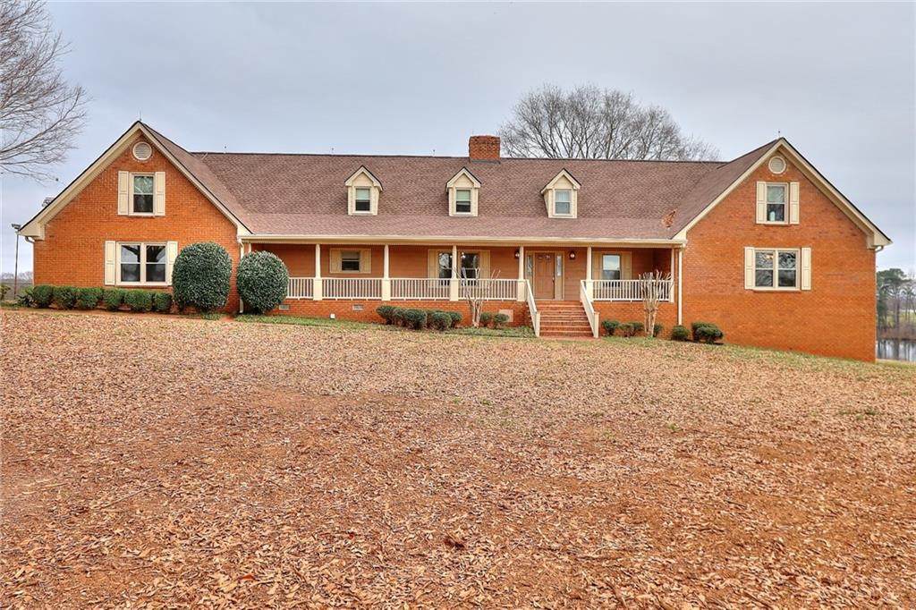 2940 Lake Road - Photo 1
