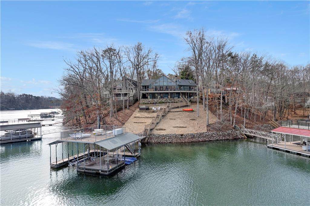 233 Holly Drive - Photo 1