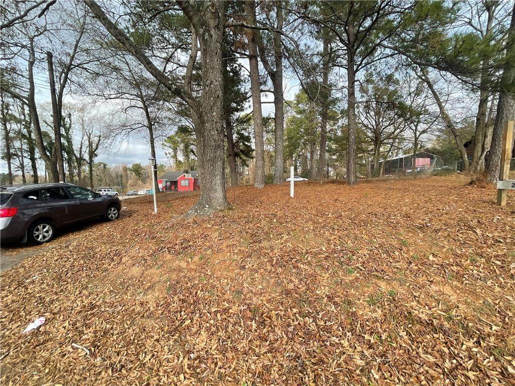 4434 Covington Highway - Photo 1
