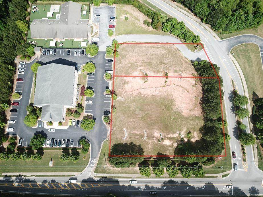4500 Brookmont Parkway - Photo 1