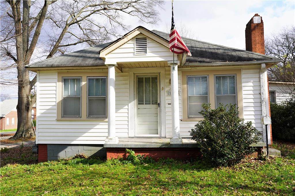 102 Jones Street - Photo 1
