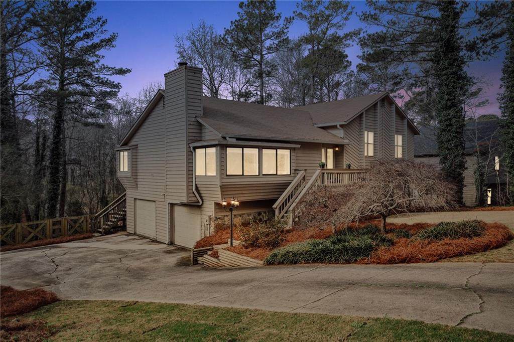 2906 Summercrest Lane - Photo 1