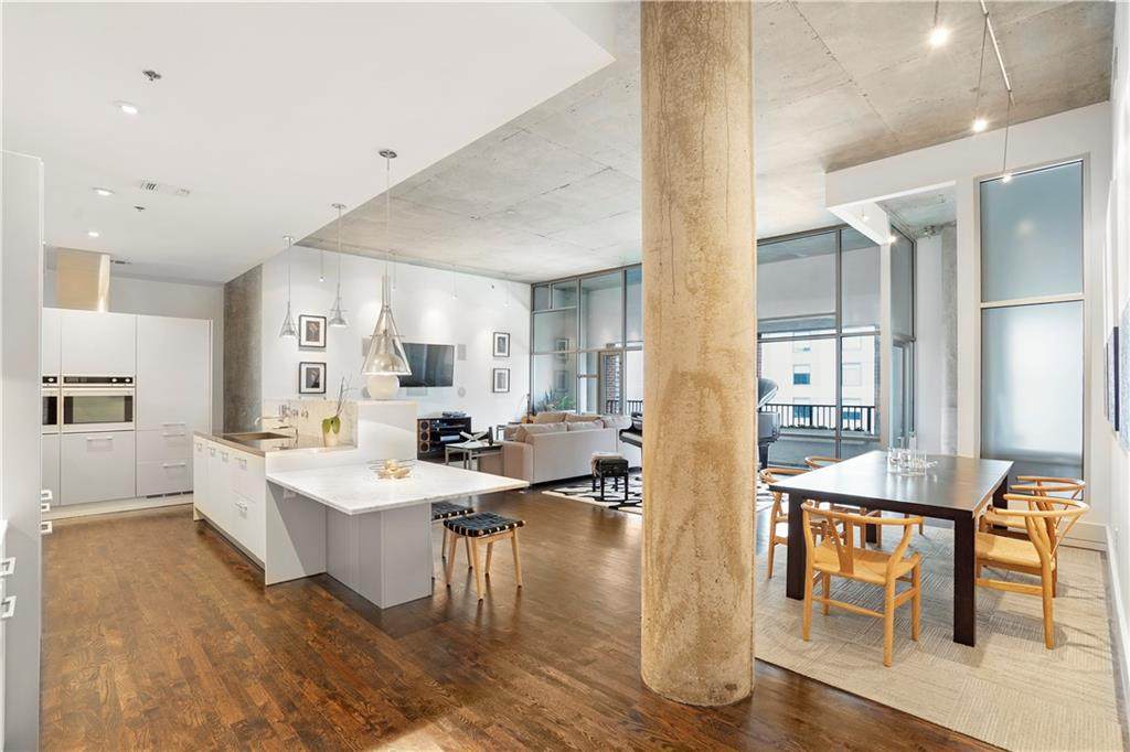 845 Spring Street - Photo 1