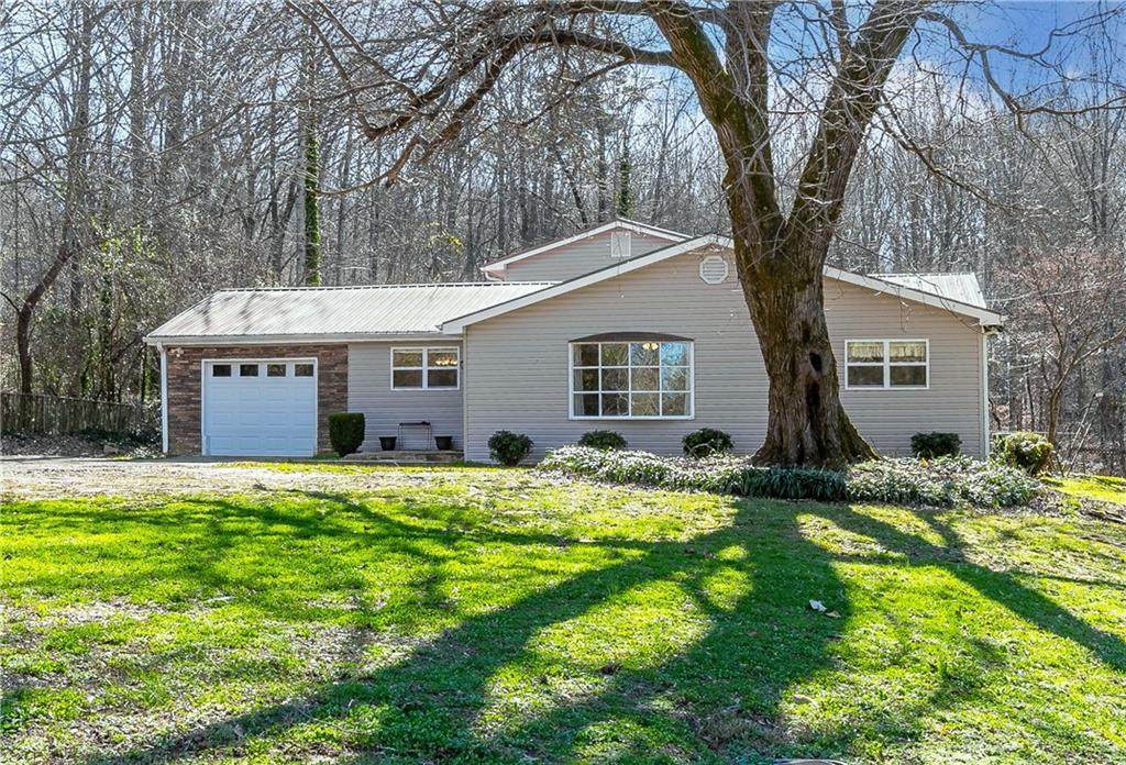 2680 Westview Circle - Photo 1
