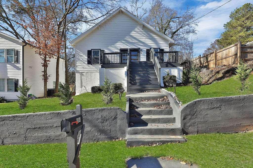 894 Grand Avenue - Photo 1