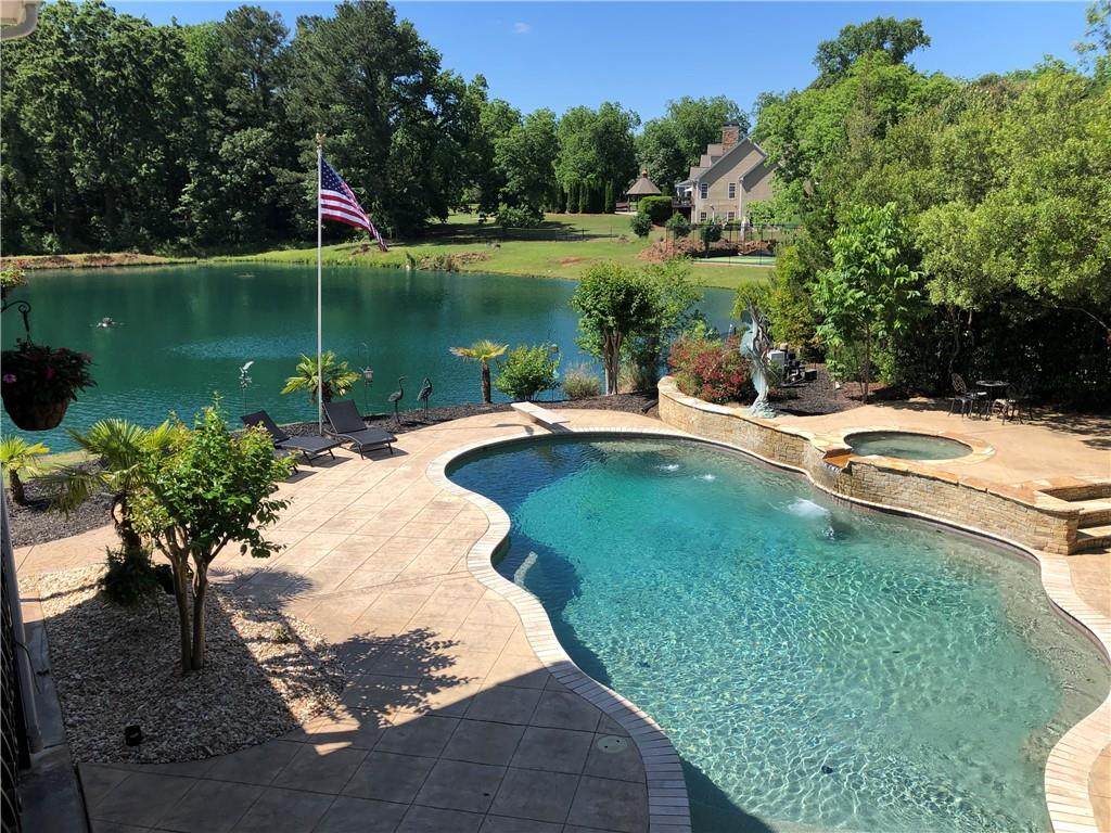 124 Orchard Park Drive - Photo 1