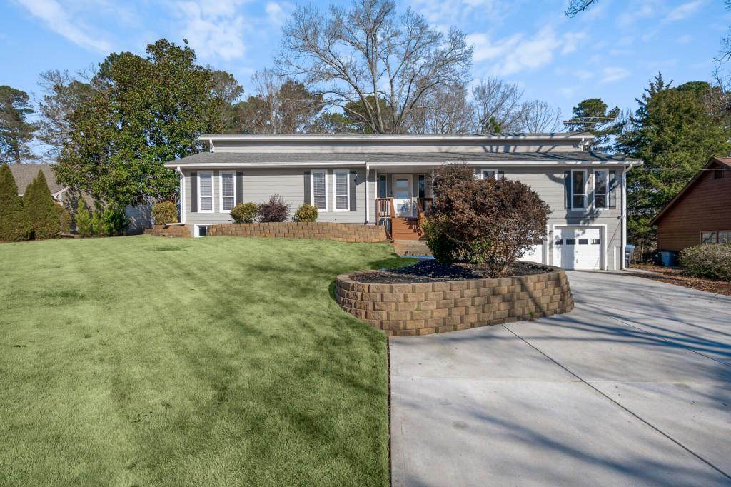 2895 Dellinger Drive - Photo 1