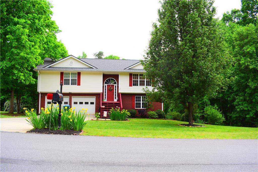 175 Christa Lane - Photo 1