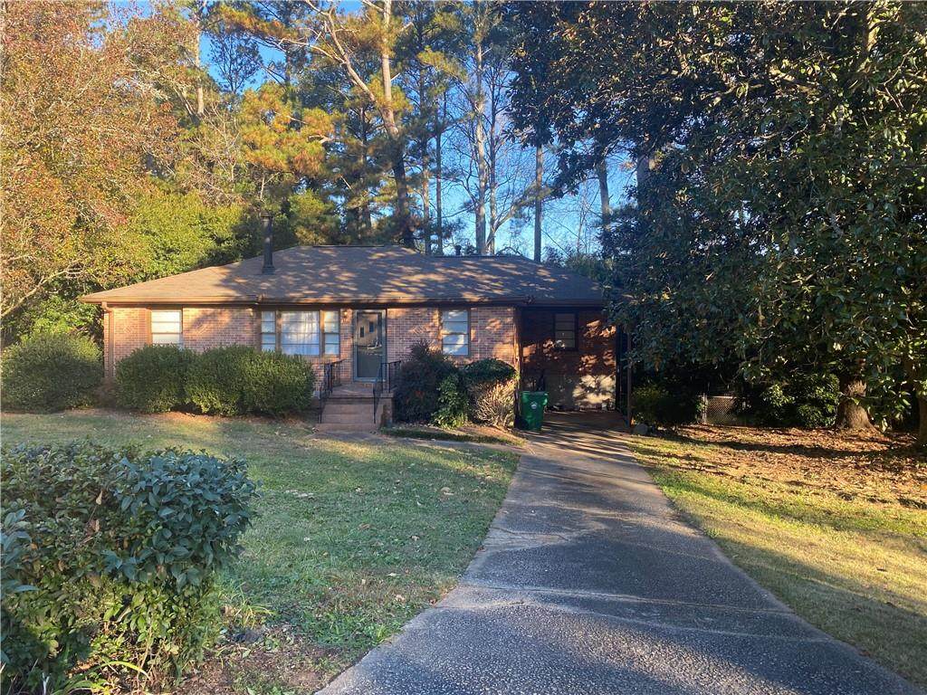1418 Midlawn Drive - Photo 1