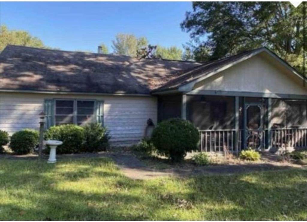 5760 Pearson Road - Photo 1