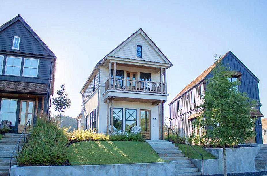 170 Heatherden Avenue - Photo 1