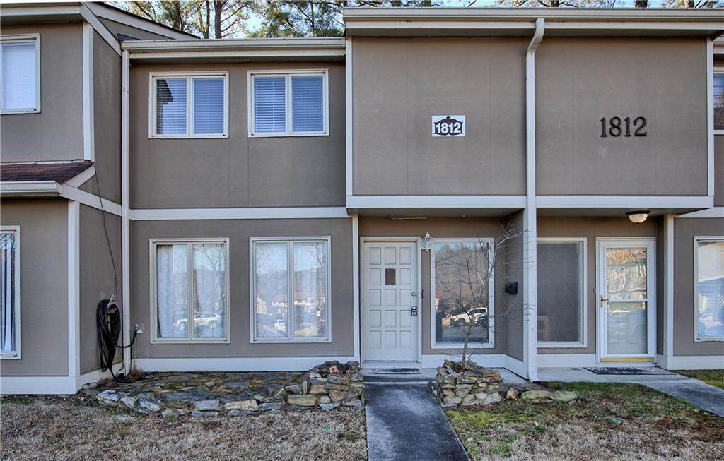 1812 Ashborough Road - Photo 1