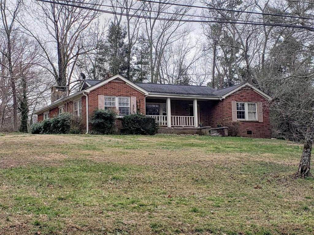 1472 Hollywood Hwy - Photo 1