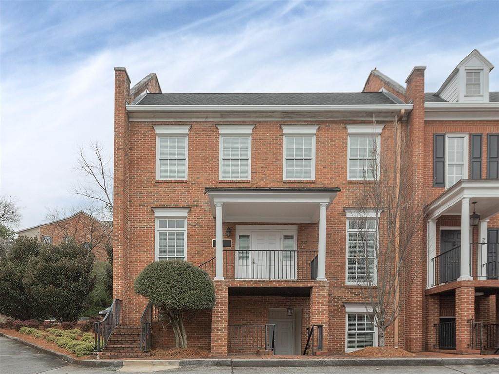 20 Lenox Pointe - Photo 1
