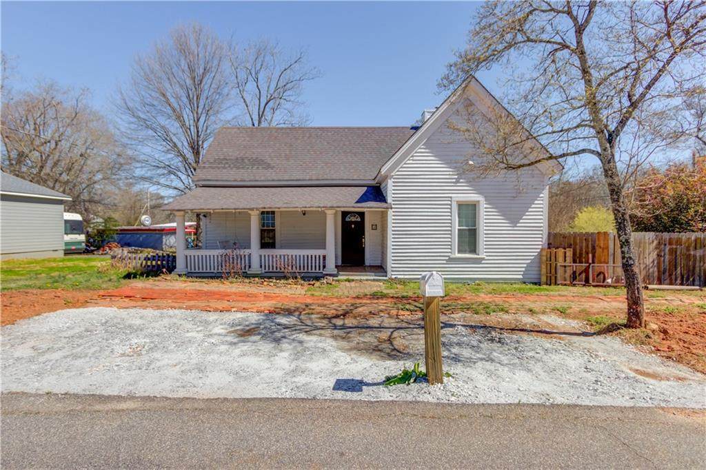 149 Pine Street - Photo 1