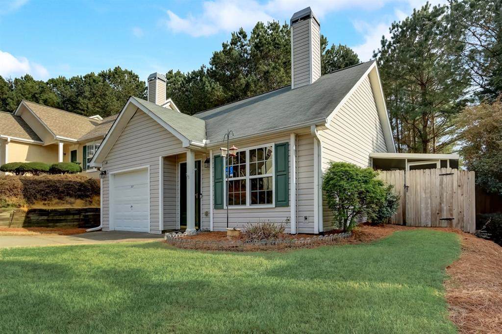 217 Parkridge Drive - Photo 1