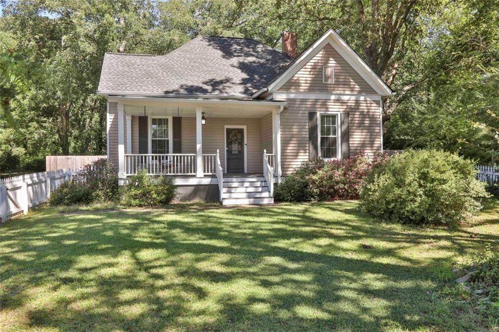 92 Fayetteville Road - Photo 1