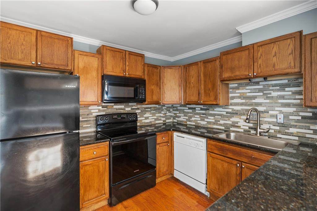 6520 Roswell Road - Photo 1
