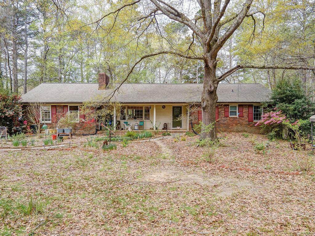 830 Oakdale Road - Photo 1