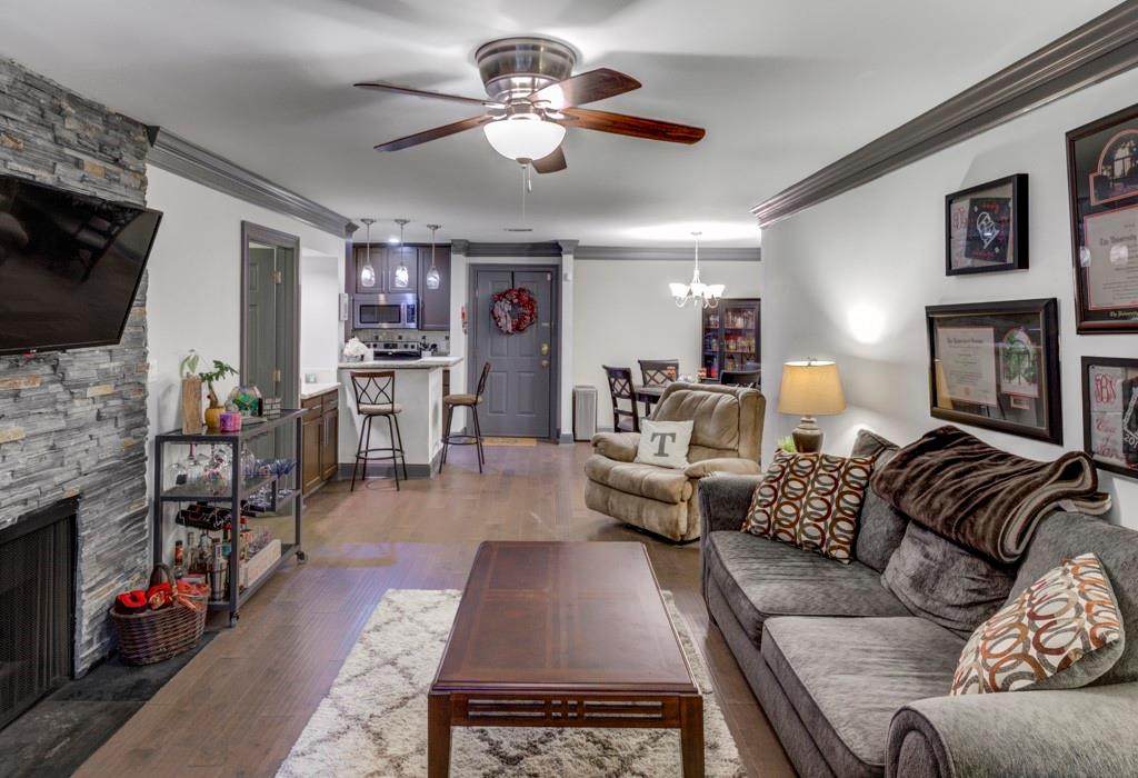 2102 Pine Heights Drive - Photo 1