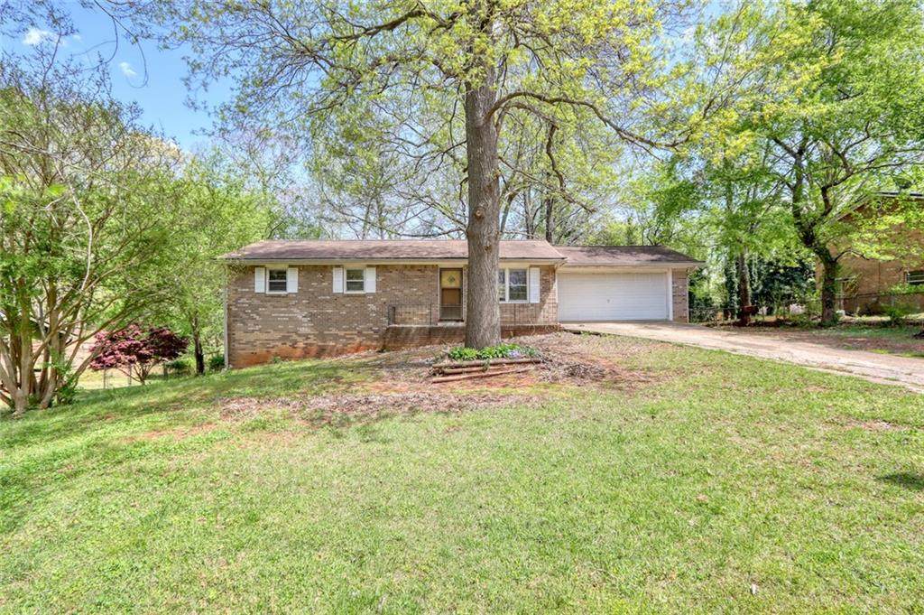 3790 Sweetbriar Circle - Photo 1