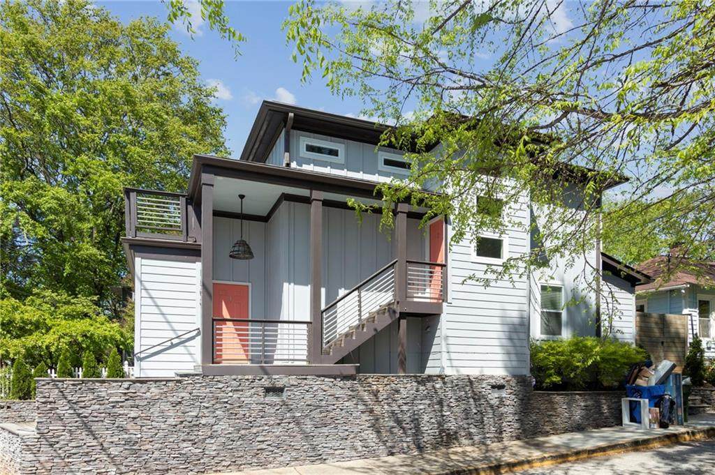 1206 Dekalb Avenue - Photo 1