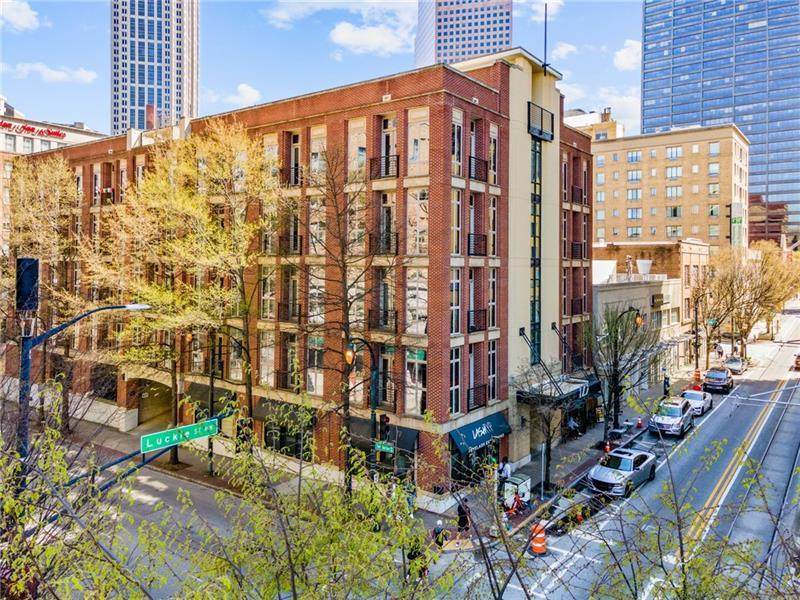 123 Luckie Street - Photo 1