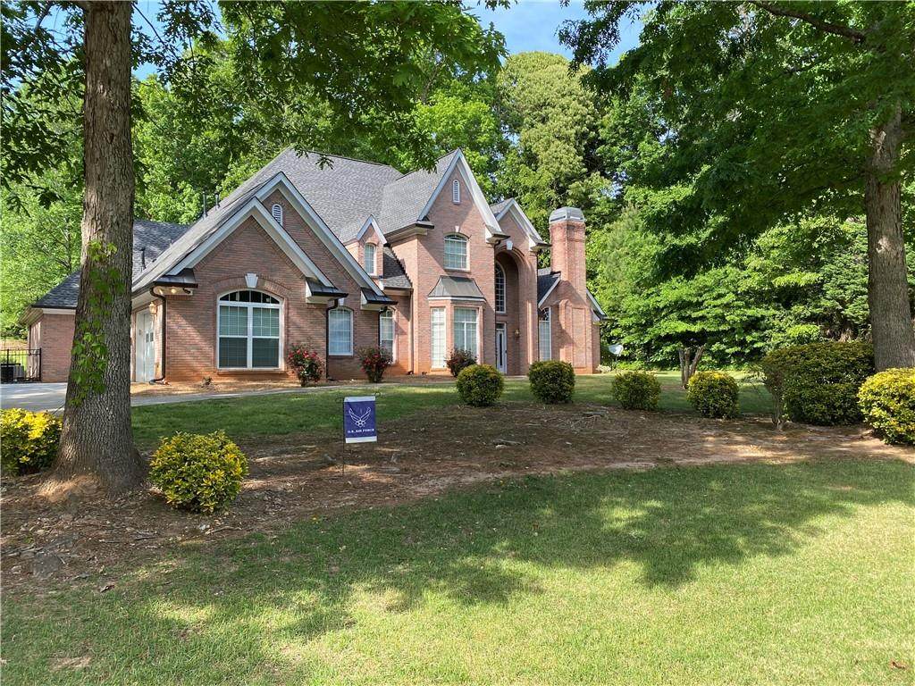 8225 Seven Oaks Drive - Photo 1