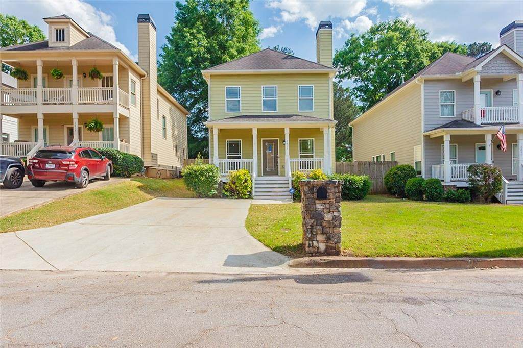 2813 Lincoln Drive - Photo 1