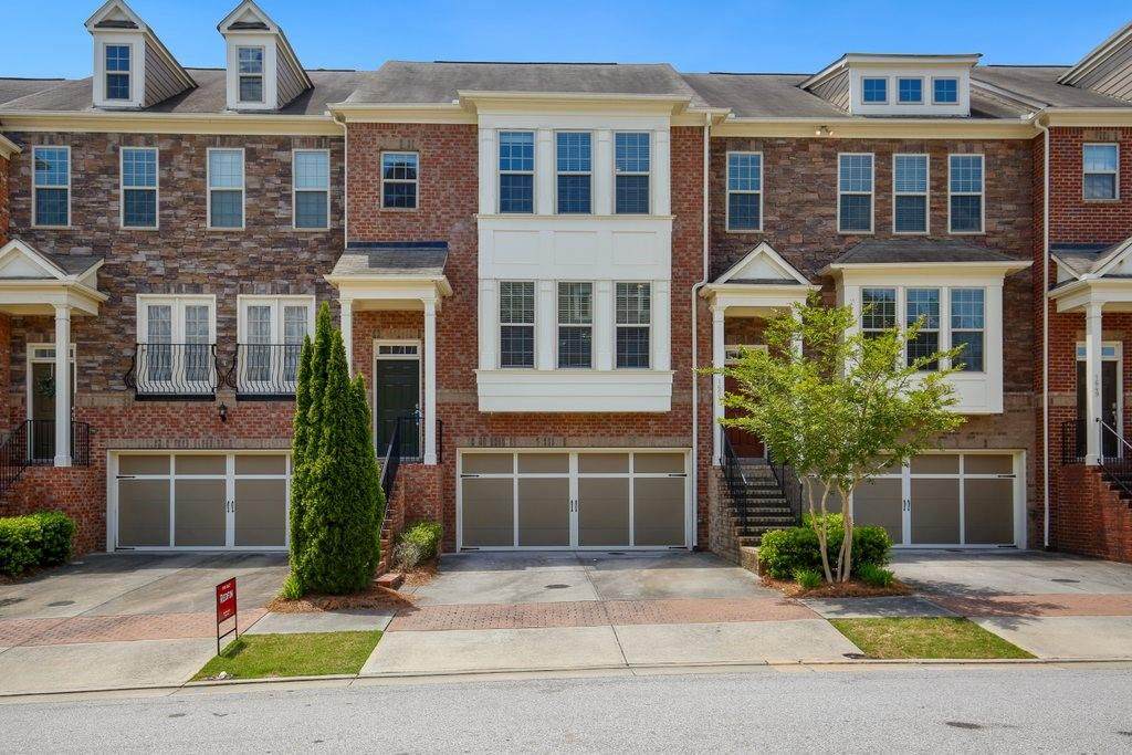 1653 Woodbridge Lane - Photo 1