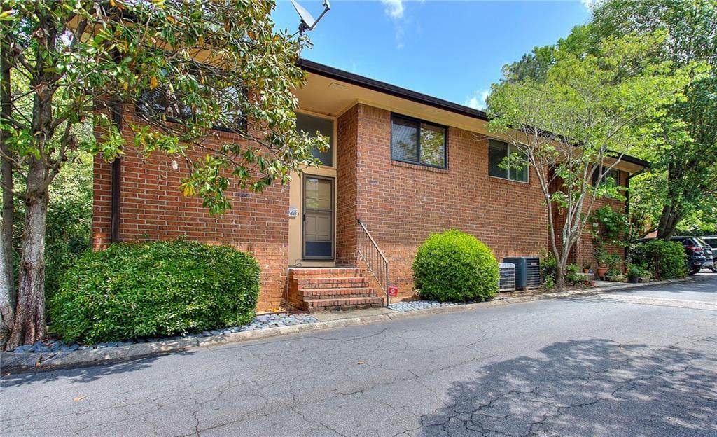2570 Bradford Square - Photo 1