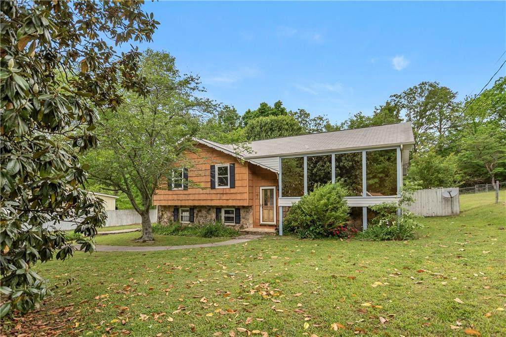 448 Rogers Drive - Photo 1