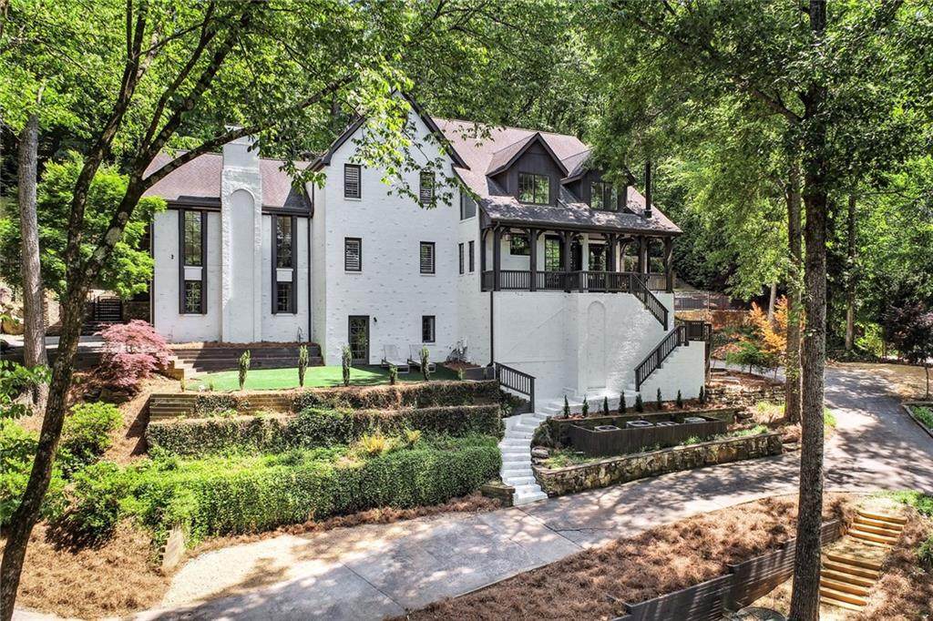 6305 River Chase Circle - Photo 1