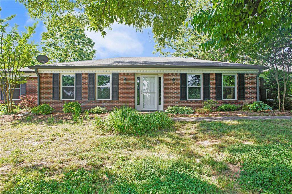 8373 Brewer Road - Photo 1