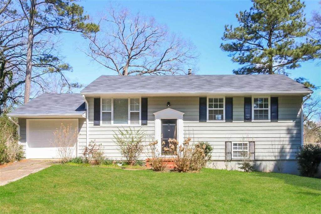 3262 Oakcliff Road - Photo 1