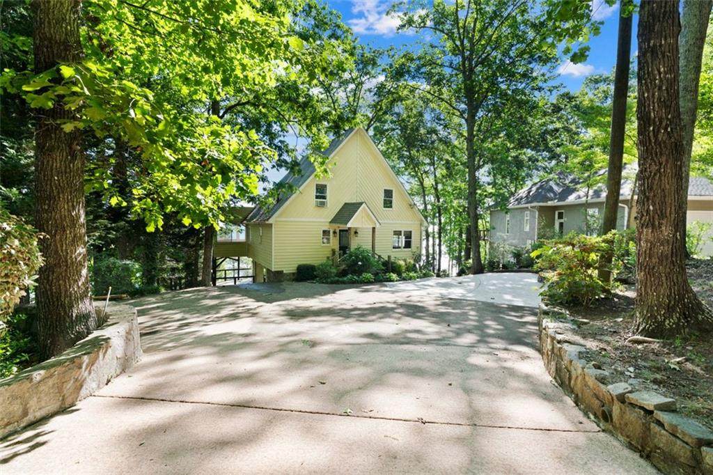 5345 Pine Circle - Photo 1