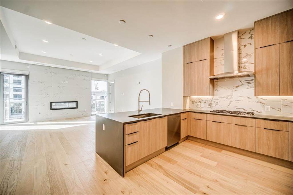 40 12th Street - Photo 1