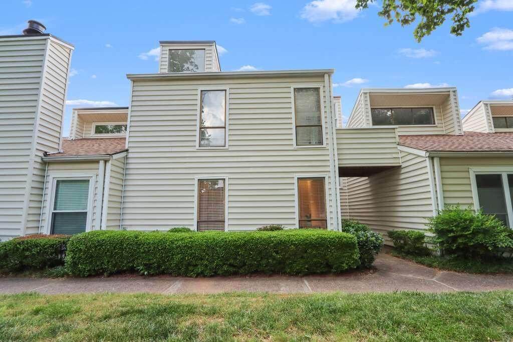 608 Serramonte Drive - Photo 1