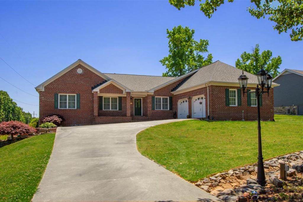 3615 Fairway Overlook - Photo 1