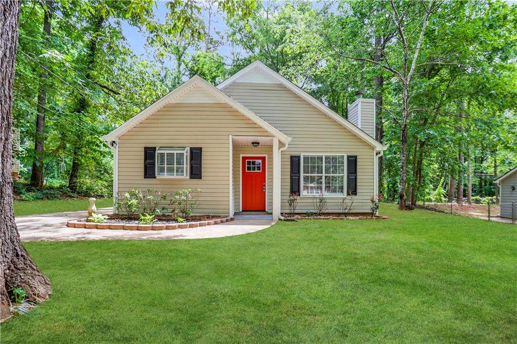 456 Azalea Drive - Photo 1