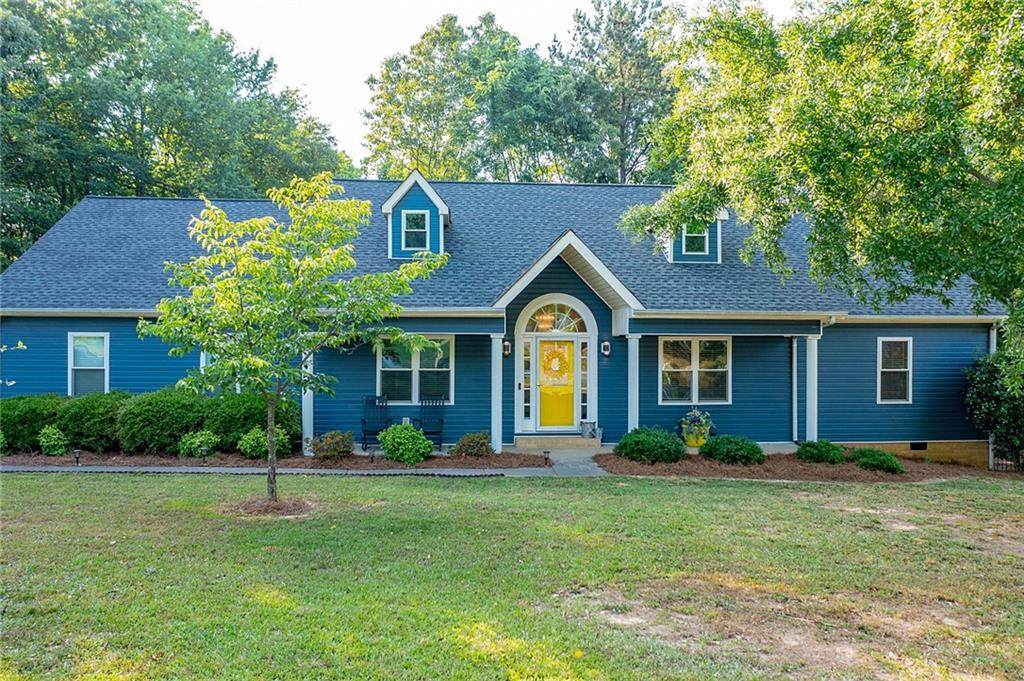 110 Charles Drive - Photo 1