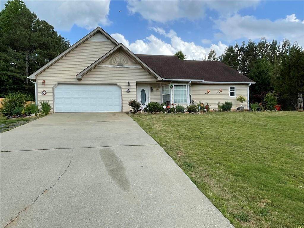 135 Ridge Way - Photo 1