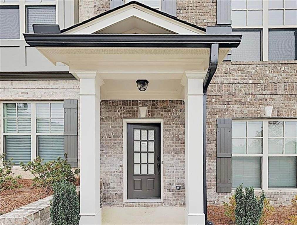 3777 Ledgemont Drive - Photo 1
