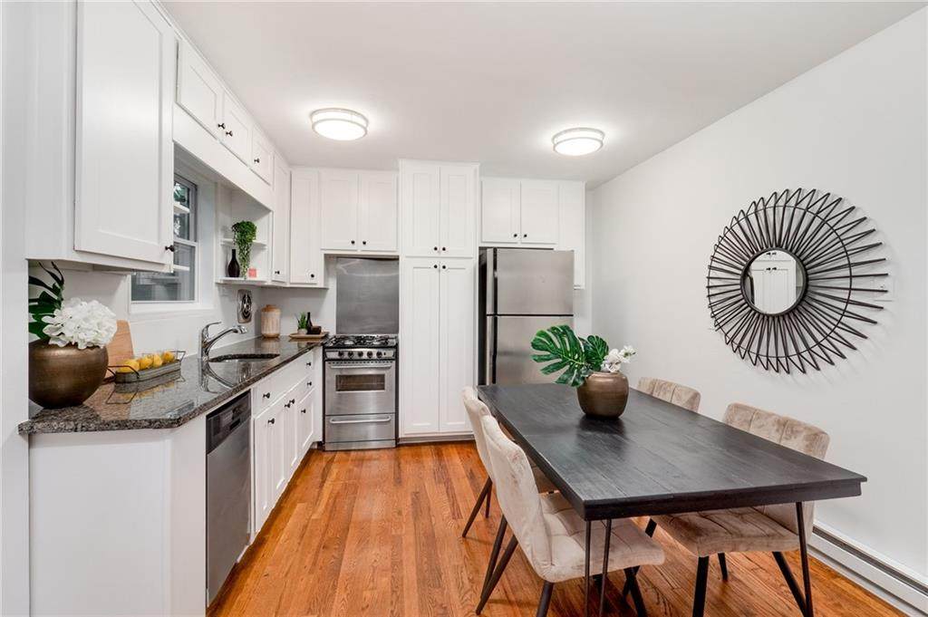 1048 Saint Charles Avenue - Photo 1