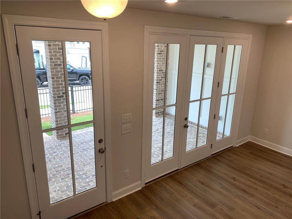 412 Townly Court - Photo 1