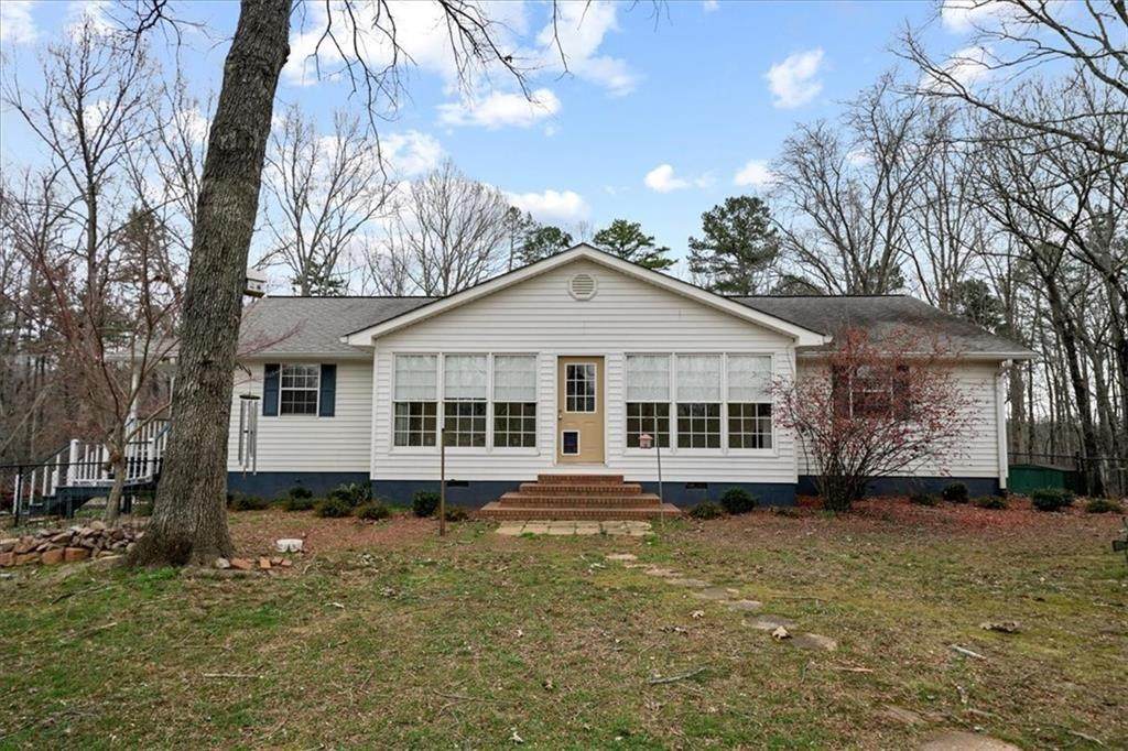 7067 Dawsonville Highway - Photo 1