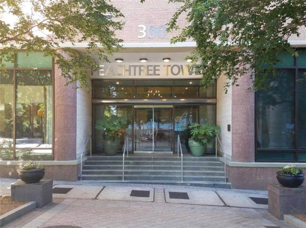 300 Peachtree Street - Photo 1